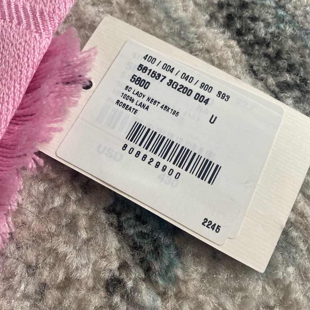 GUCCI Ladies Pink GG Logo Scarf Woman`s Wool Material Size 45 cm x 195 cm - Picture 8 of 8